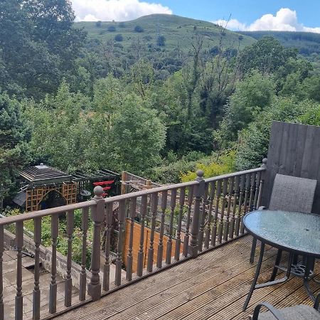 Bob'S Bunkhouse Apartment Troed-y-rhiw Ngoại thất bức ảnh